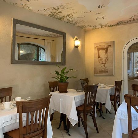 Un Patio En Luberon Bed & Breakfast Ansouis Exterior photo