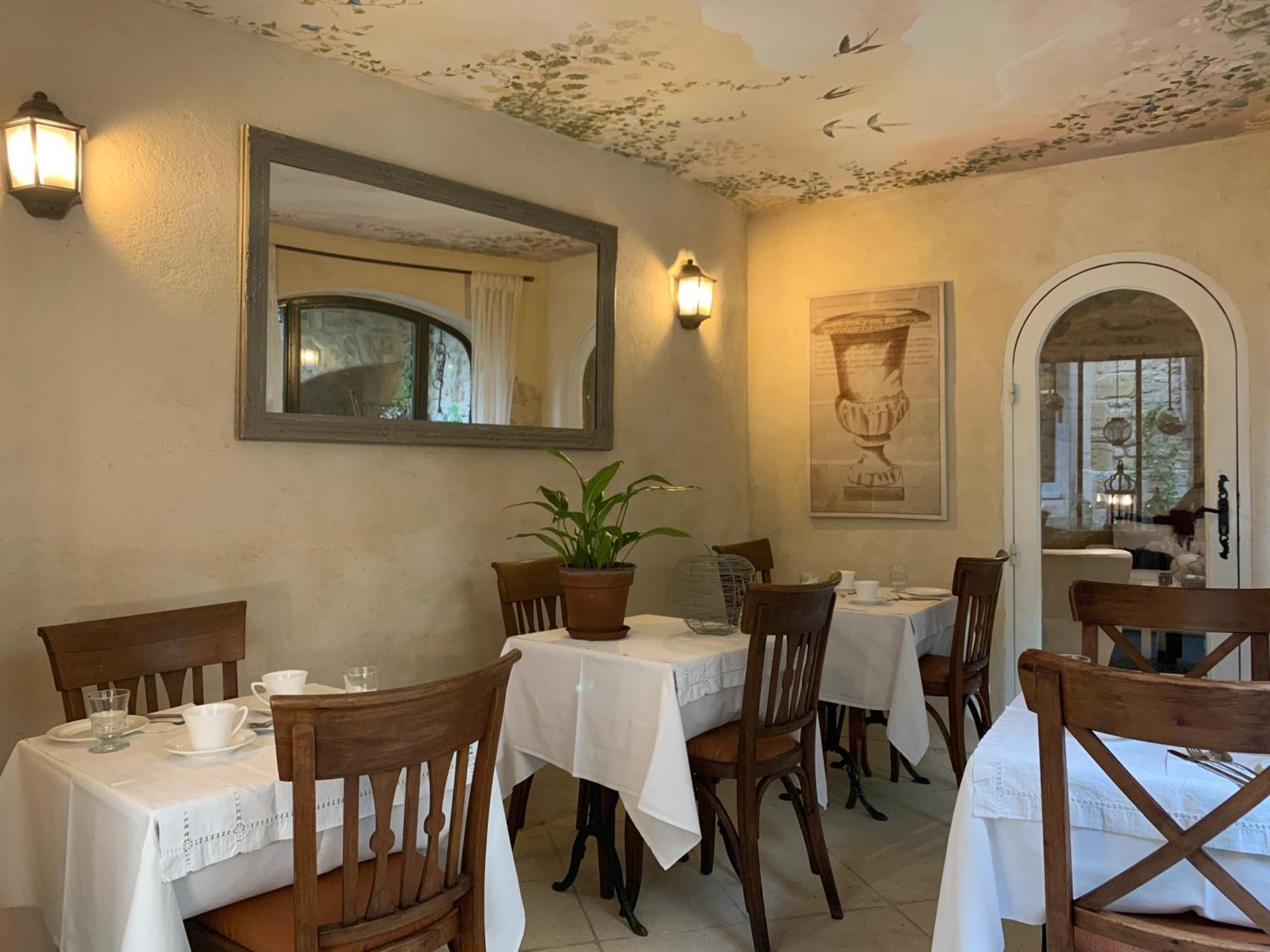 Un Patio En Luberon Bed & Breakfast Ansouis Exterior photo