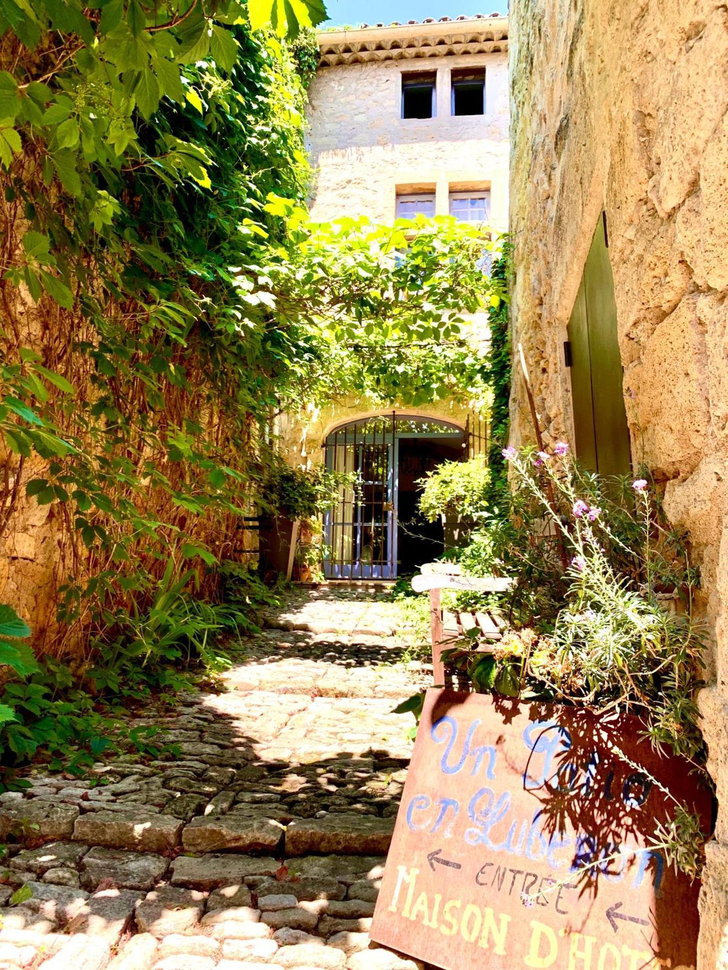 Un Patio En Luberon Bed & Breakfast Ansouis Exterior photo