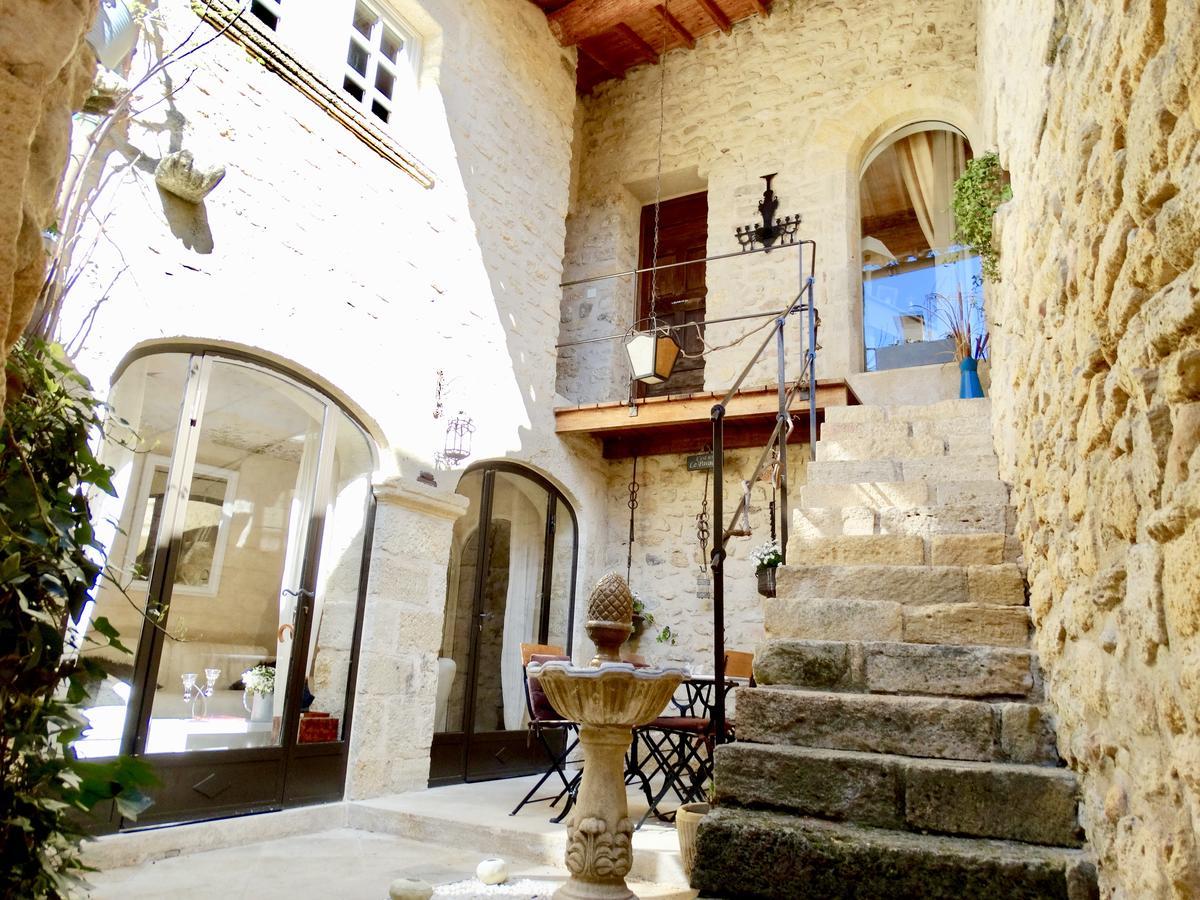 Un Patio En Luberon Bed & Breakfast Ansouis Exterior photo